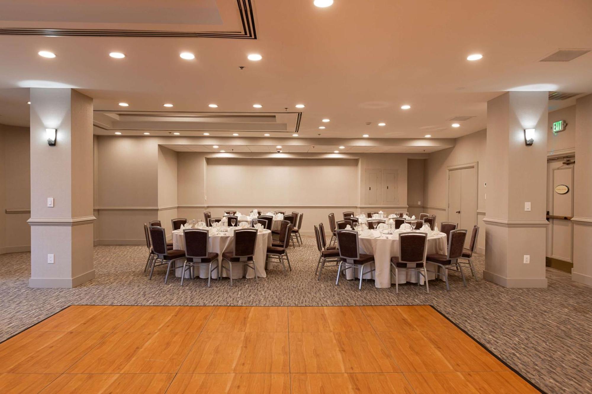 Inn At The Colonnade Baltimore - A Doubletree By Hilton Hotel Exterior foto