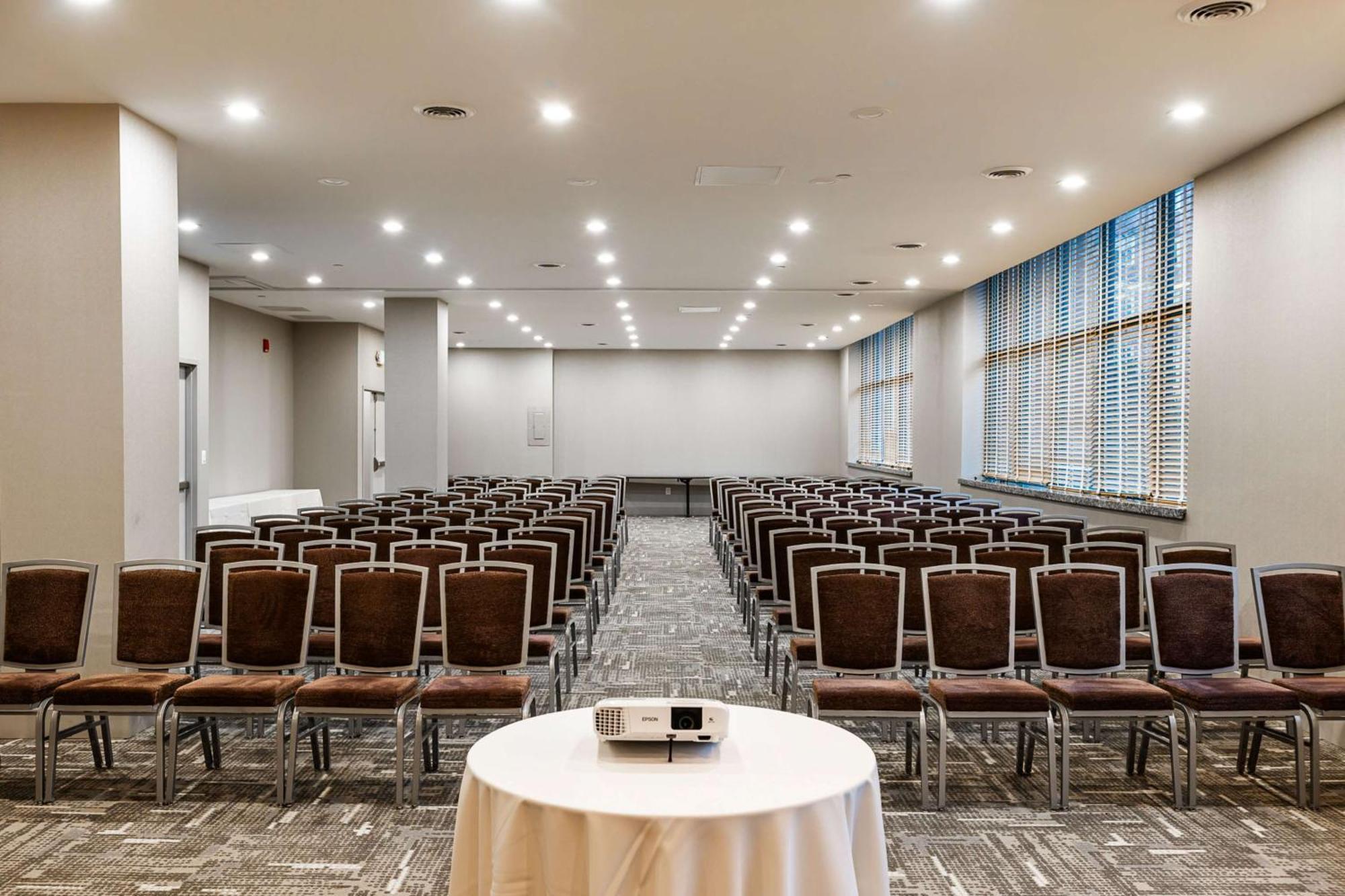 Inn At The Colonnade Baltimore - A Doubletree By Hilton Hotel Exterior foto